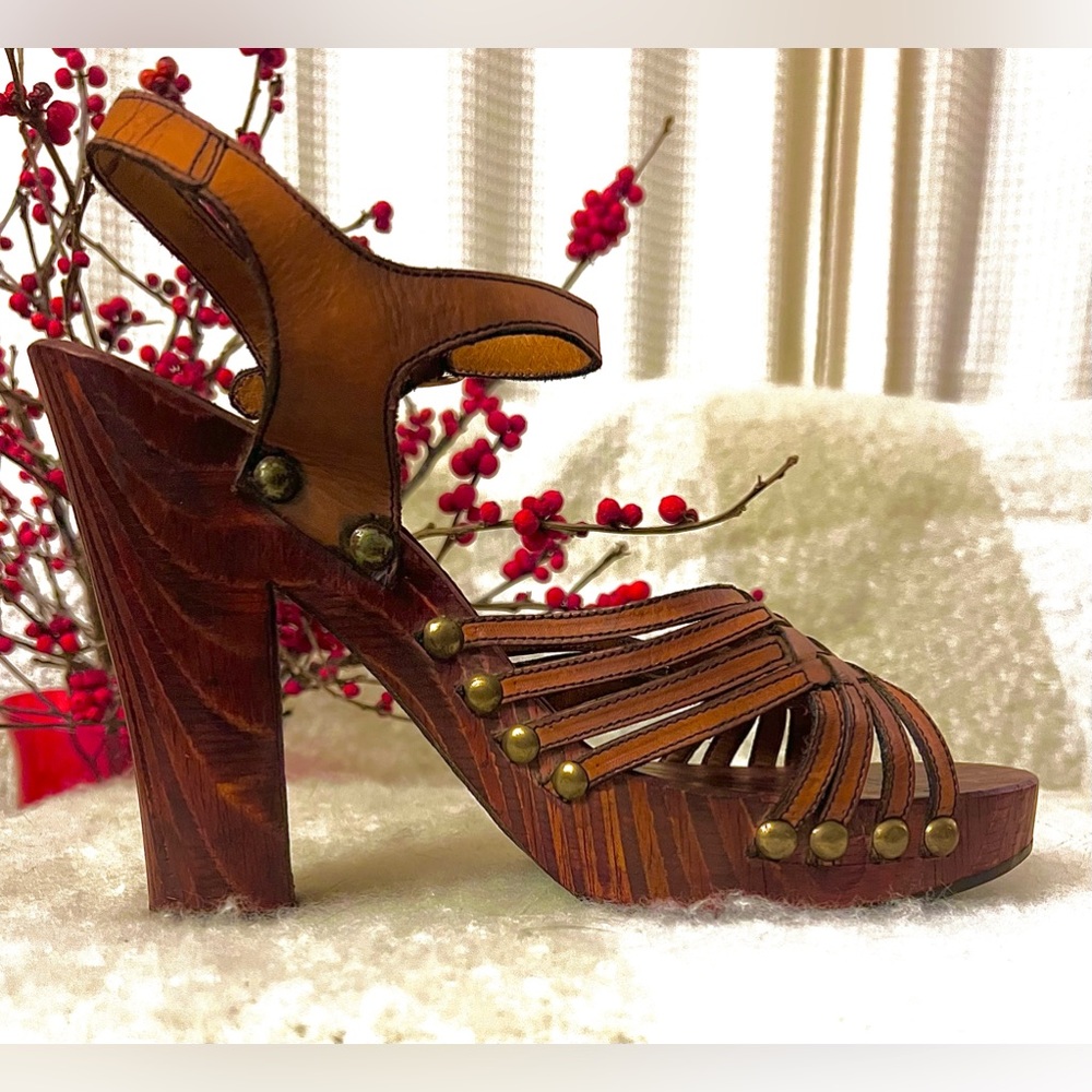 Deadstock Vtg 70s Sweet Steps Woven Leather Platform Sandals Wood Heel